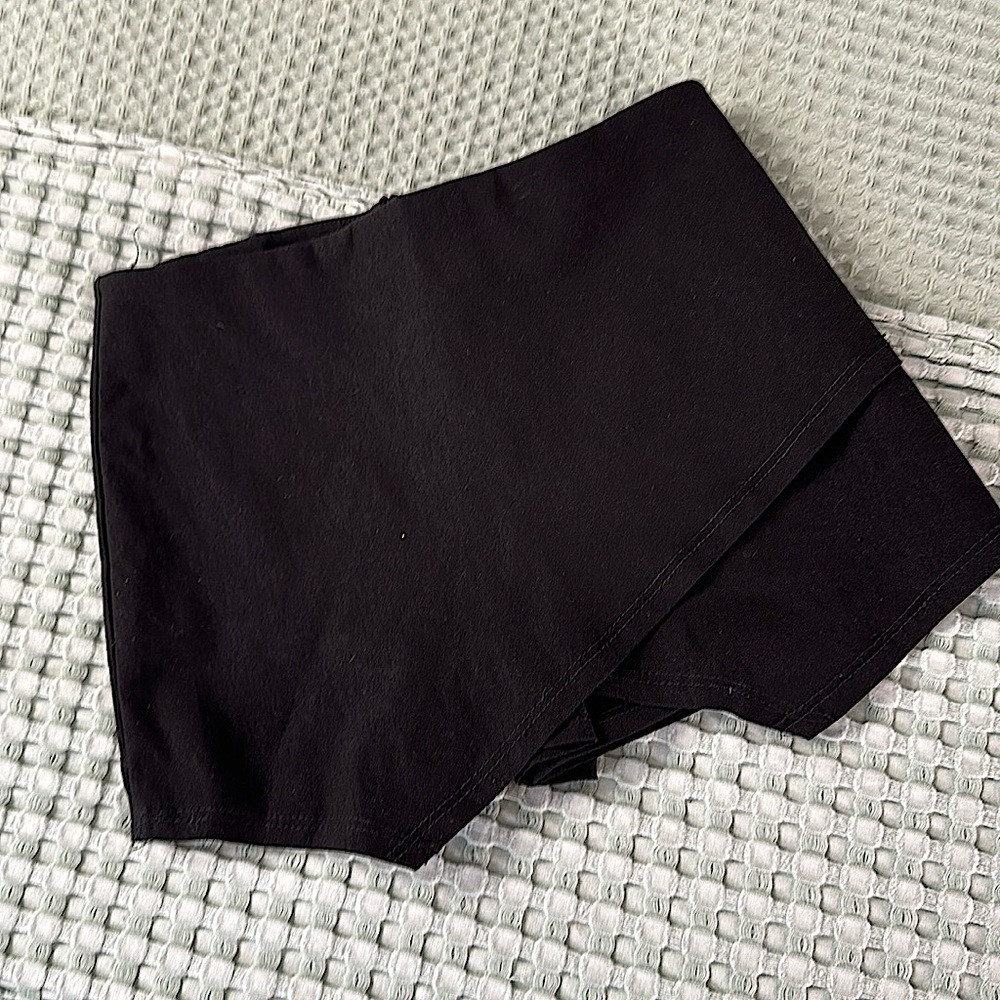 Black Envelope Skort